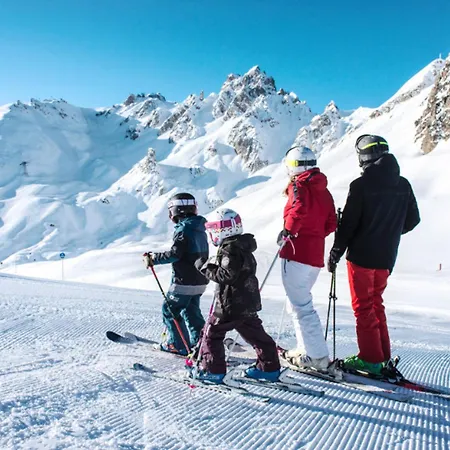 Confortable 2 Pièces Skis Aux Pieds Pour 4 Pers - Fr-1-182a-12 *